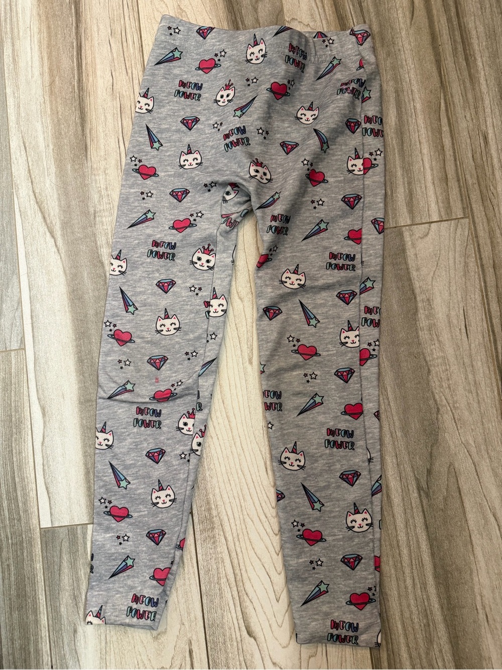 Elli Girls' Gray Unicorn & Heart Print Leggings